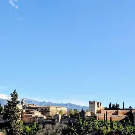 Vista Alhambra 2 Apartment